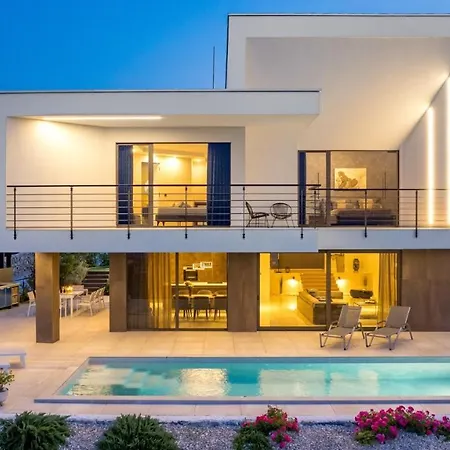 Vilă Modern Luxury Olive