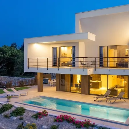 Modern Luxury Olive Villa *