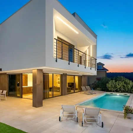 Modern Luxury Olive Villa *